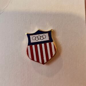 TW- VINTAGE OLYMPIC SHIELD RED WHITE & BLUE (ENAMEL) pin brooch USA United State